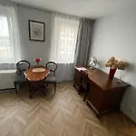 Center *