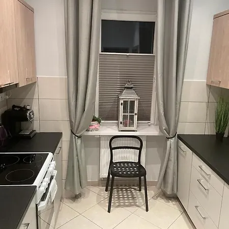 Center * שורזוב