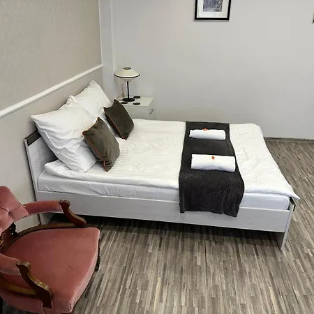 Apartment Center