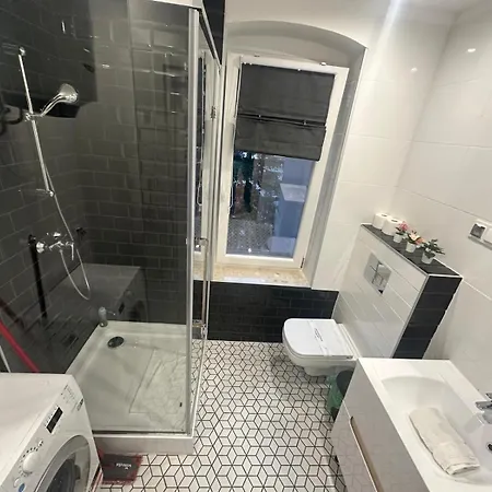 Center דירה שורזוב