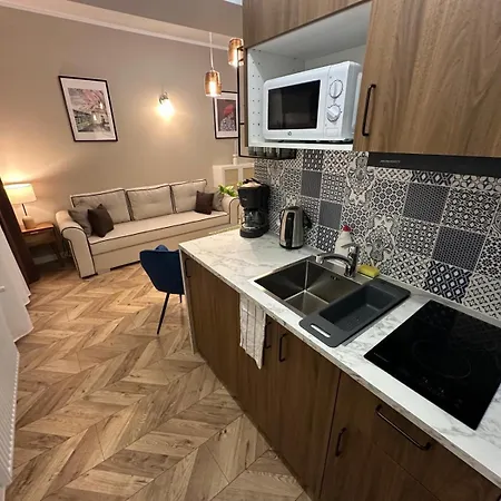 Center Apartman *